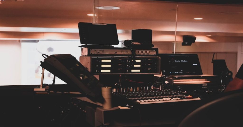 Launch a high-performance cross-platform audio-video subscription app for Android and iOS from a single codebase. Efficient development for content platforms.
