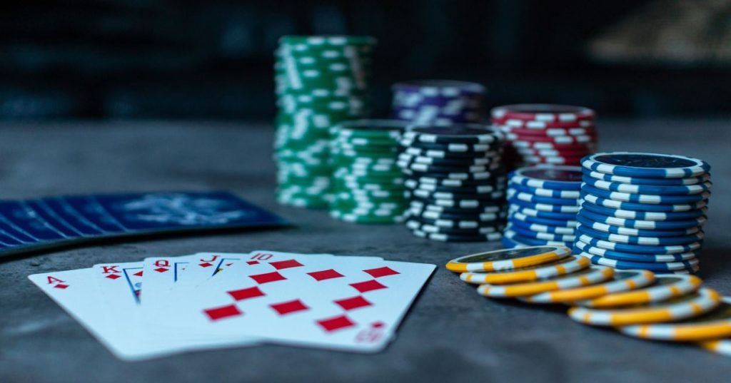 Get expert feedback and usability testing for your new no-gambling Poker tournament platform. Ensure a flawless user experience and smooth launch.