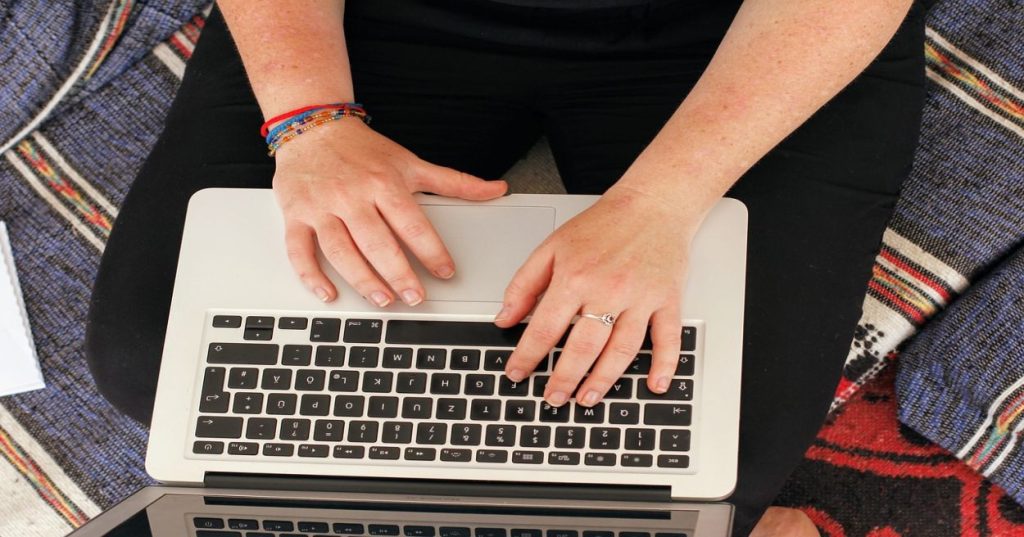 Optimize your short-term rental operations with expert remote property management. Efficiently handle bookings, guest support, and property oversight to maximize income.