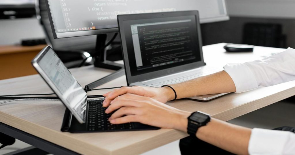 Custom Cross-Platform Productivity App Development