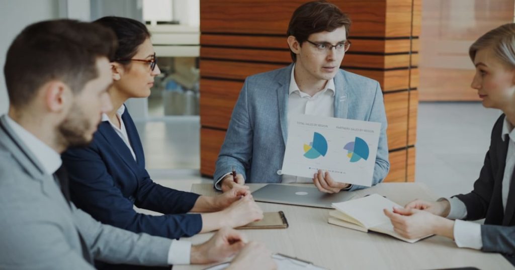 Expert Data Mining for Lead Generation – Long-Term Solutions