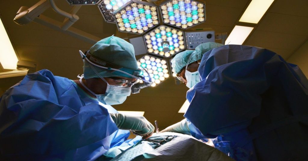 Medical Specialist Candidate Sourcing for Healthcare Recruiters