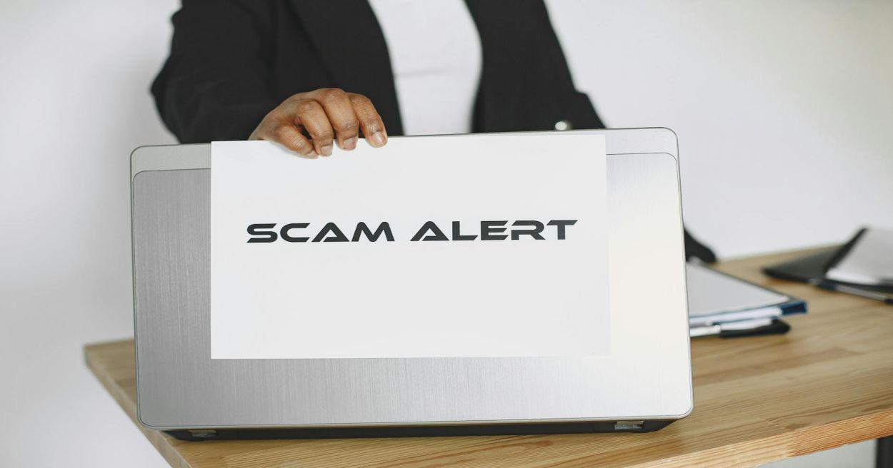 Phishing Site Scanner & Token Extractor