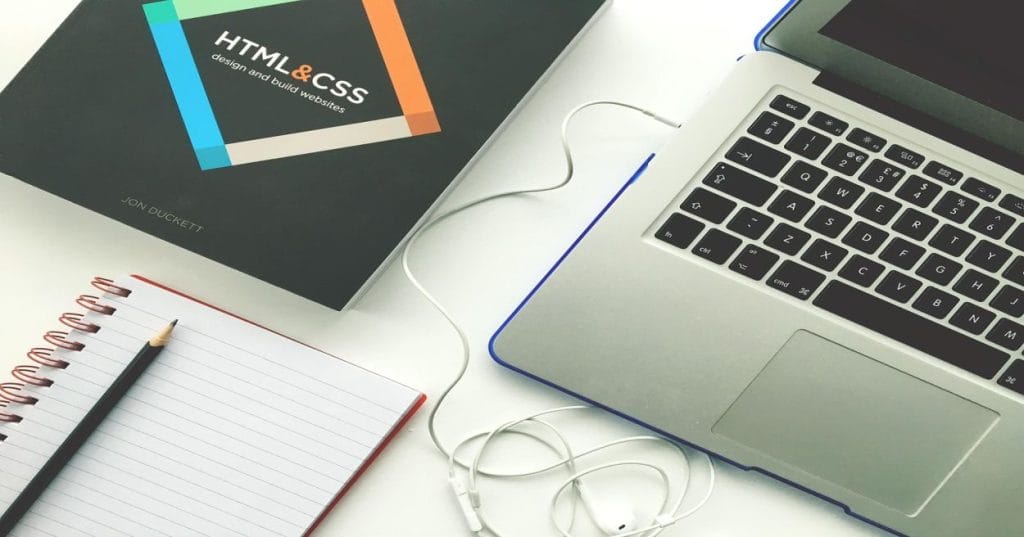 Thiago Programador desenvolve websites profissionais, modernos e rápidos para aplicativos. Maximize o alcance do seu app com nossa expertise em web design e desenvolvimento.