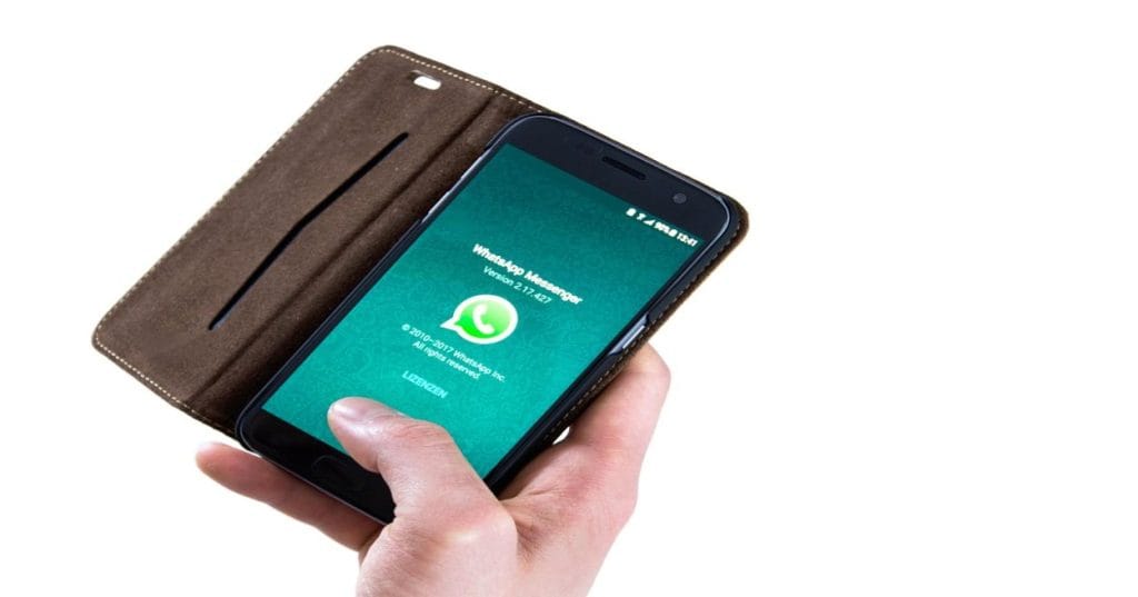 Entenda o que é a IA que aparece no WhatsApp e como sua empresa pode usar essa tecnologia para automatizar o atendimento com qualidade.