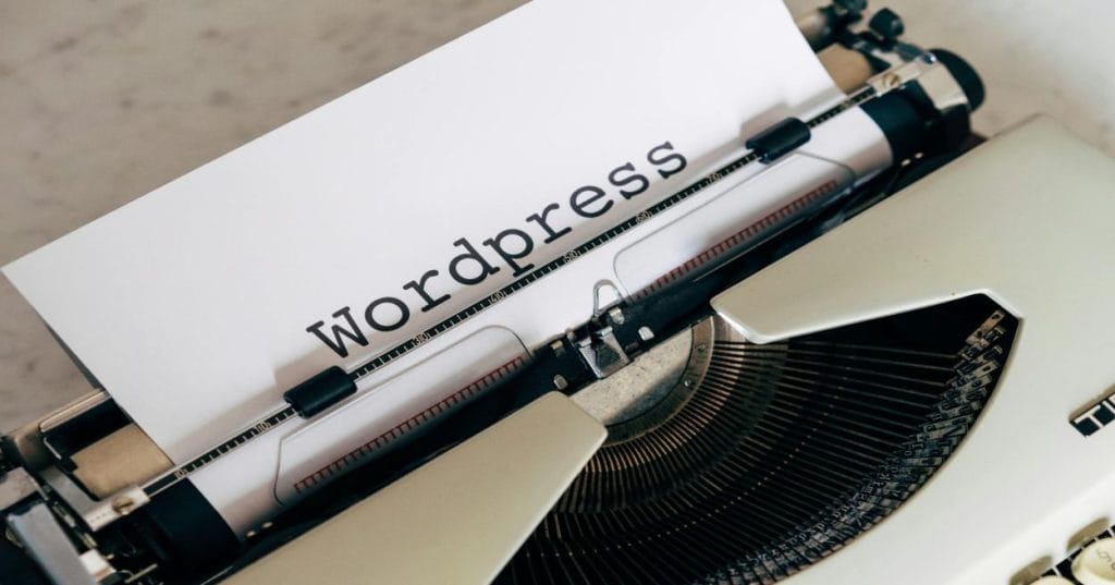 O WordPress é atualmente o CMS (Sistema de Gerenciamento de Conteúdo) mais utilizado no mundo, representando mais de 43% de todos os sites da internet. Com essa popularidade, surge uma demanda crescente por profissionais especializados: os WordPress Developers.