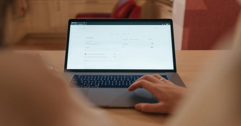 Pequenos ajustes técnicos em WordPress e WooCommerce podem gerar grandes impactos. Saiba como otimizar seu site com intervenções estratégicas e eficazes.