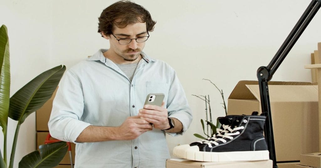 Aprenda como otimizar a gestão da sua loja Shopify de moda e acessórios. Descubra ferramentas e estratégias para automatizar processos e escalar seu negócio com eficiência.