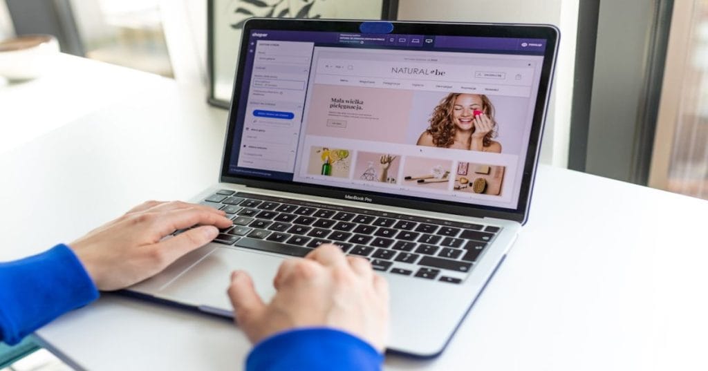 Aprenda a otimizar e personalizar o checkout da sua loja Shopify para reduzir carrinhos abandonados e aumentar as vendas. Descubra ferramentas e estratégias eficazes.