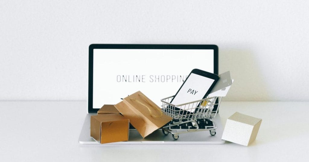 Aprenda como configurar e otimizar sua loja Shopify para campanhas de Google Ads de alta performance. Maximize conversões e ROI com estratégias comprovadas.