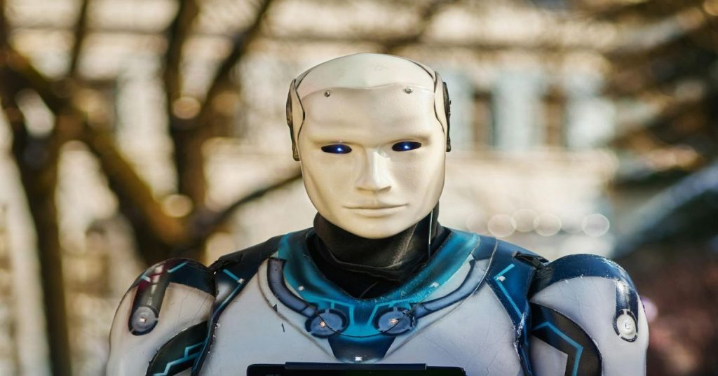 Aprenda a usar Python e IA para automatizar a criação de vídeos comerciais de brinquedos, otimizando o marketing digital. Soluções inteligentes para conteúdo de vídeo envolvente e eficiente.