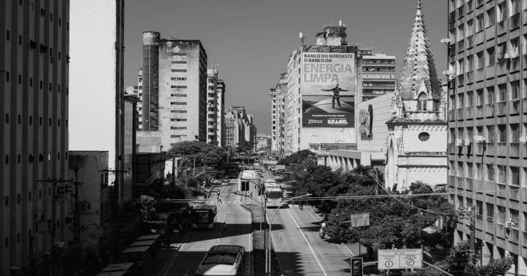 Aprenda a construir uma economia de tokens segura e escalável no WordPress usando desenvolvimento PHP e MySQL customizado. Explore arquitetura, boas práticas e segurança de dados.