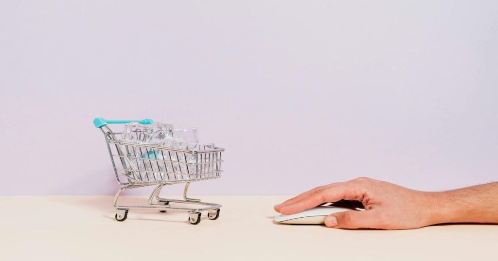 Aprenda a construir e otimizar uma loja WooCommerce mobile, garantindo performance e integrando o WhatsApp para um atendimento ao cliente eficiente. Soluções WordPress.