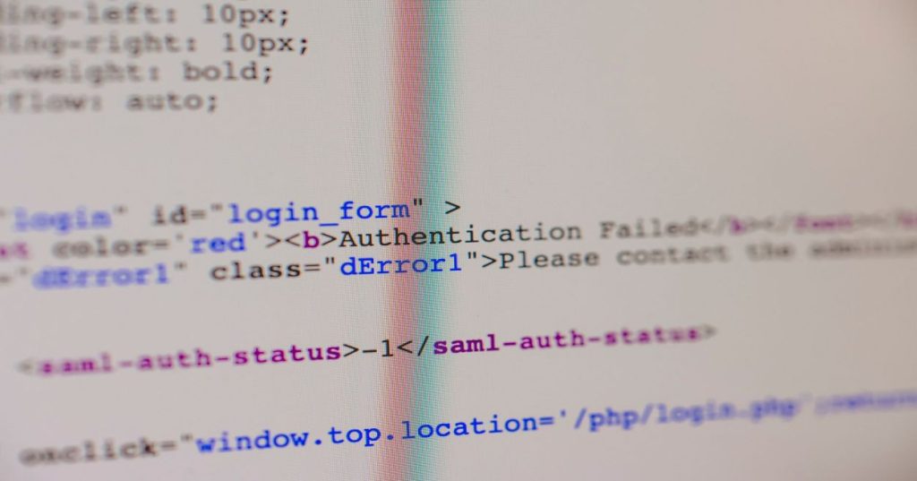 Aprenda a diagnosticar gargalos de performance, otimizar queries MySQL e gerenciar memória em PHP utilizando PDO, índices estratégicos e Generators.