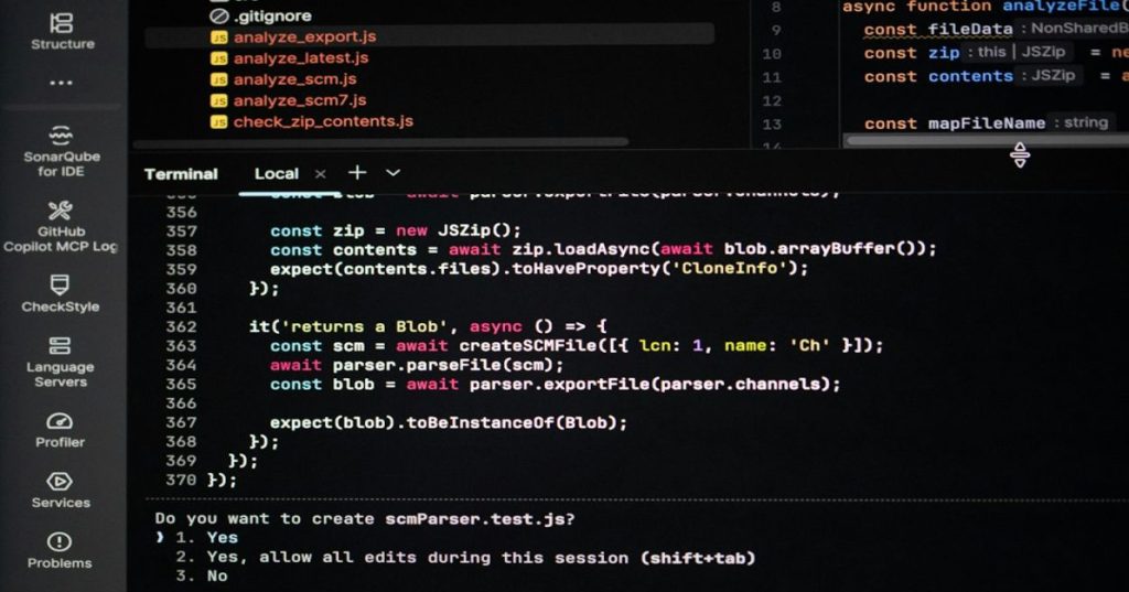 Aprenda a estruturar a integração do Odoo Community com as exigências da ZATCA Fase 2, cobrindo criptografia, geração de XML UBL 2.1 e automação via Python.
