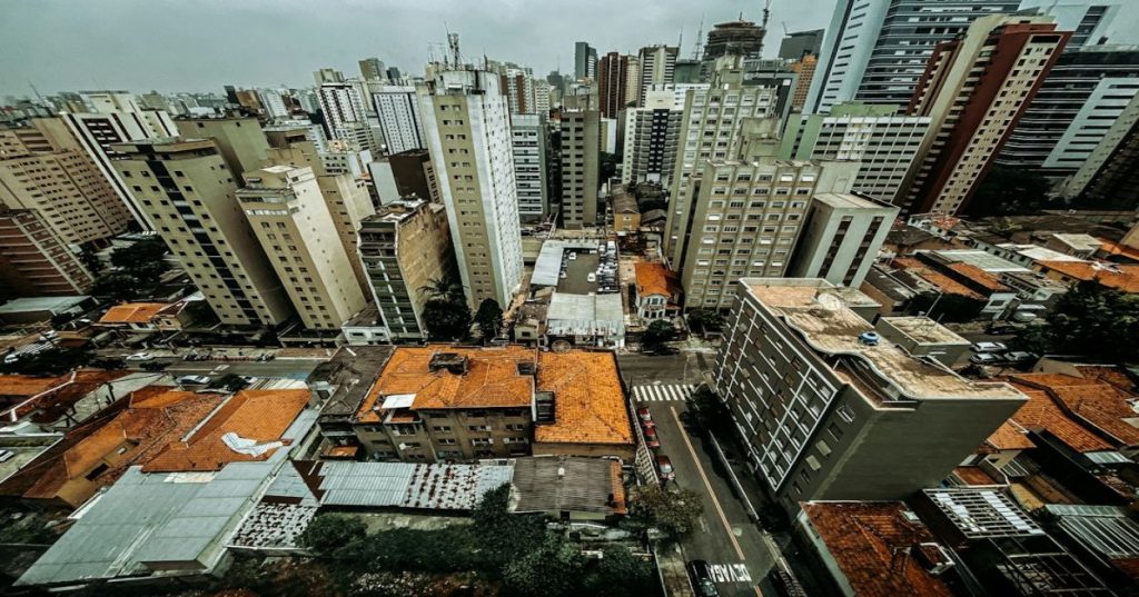 Aprenda as melhores práticas para desenvolver um add-on customizado no WordPress com arquitetura limpa, segurança rigorosa e isolamento completo do core.