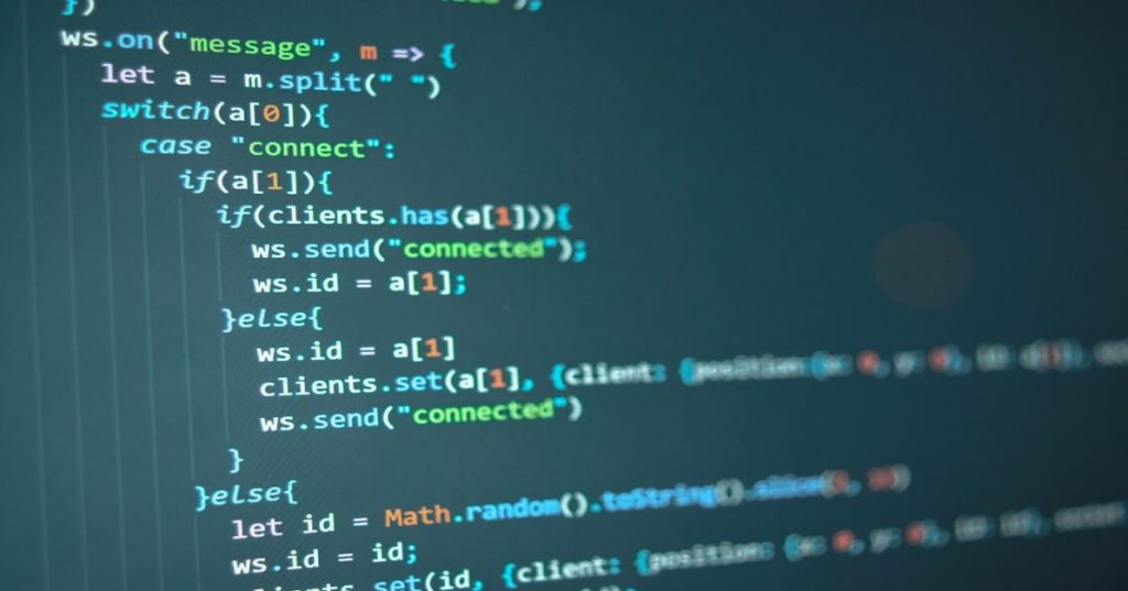 Aprenda a estruturar arquiteturas de IA em Python para colaboração técnica ágil, com tipagem estrita, contratos de API e pipelines reproduzíveis.