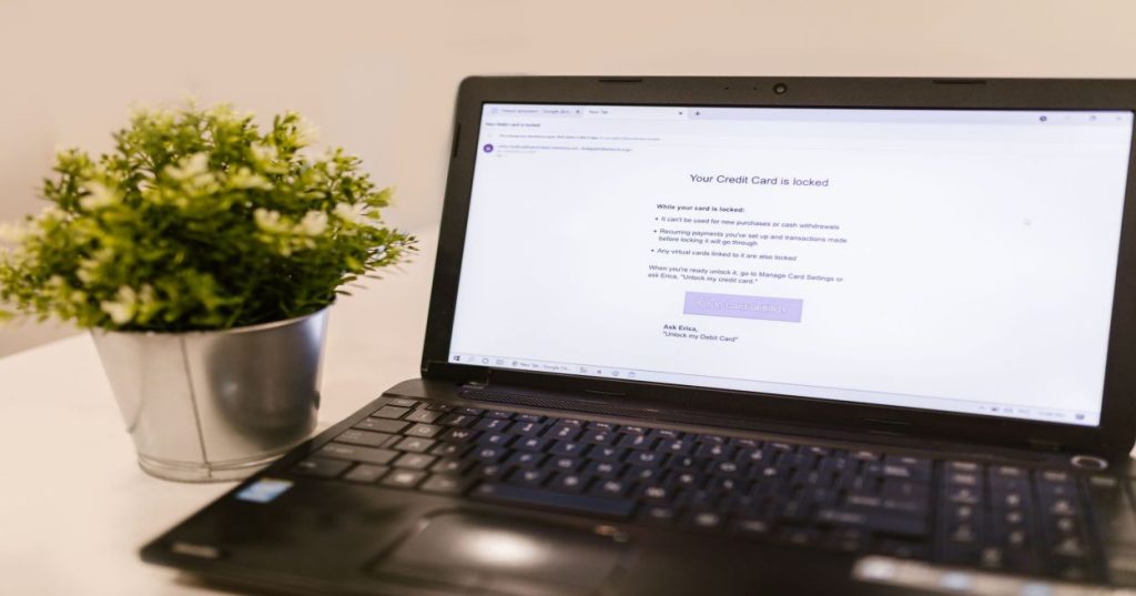 Descubra como estruturar a manutenção e customização contínua de lojas WordPress e WooCommerce com código limpo, hooks e arquitetura estável.