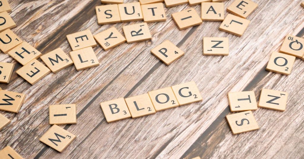 Descubra como alinhar o design de um blog moderno a práticas avançadas de SEO técnico, Core Web Vitals e arquitetura da informação para ranquear no Google.