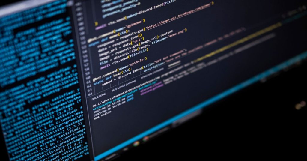 Aprenda como estruturar a integração backend com Google Earth Engine com segurança, autenticação via Service Account, cache e arquitetura escalável.