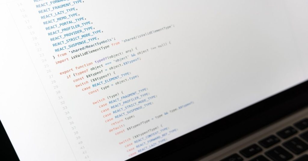Aprenda a aplicar melhorias técnicas e reforçar a segurança do seu site com garantia de zero perda de dados, backups seguros e sem quebrar funcionalidades.
