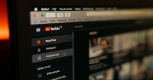 Aprenda a estruturar o SEO para site institucional WordPress com foco em Core Web Vitals, arquitetura enxuta, Schema markup e visibilidade no Google.