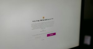Aprenda a configurar uma loja WooCommerce minimalista em um WordPress já existente com foco em performance, código limpo e experiência de usuário eficiente.