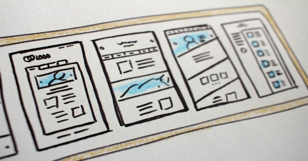 Aprenda como estruturar a otimização SEO para centenas de SKUs com arquitetura escalável, mapeamento de termos e dados estruturados para e-commerce.