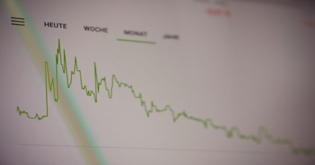 Aprenda a realizar a migração de site WordPress e Elementor sem perder posições no Google. Guia de SEO técnico com redirecionamento 301, Core Web Vitals e Search Console.