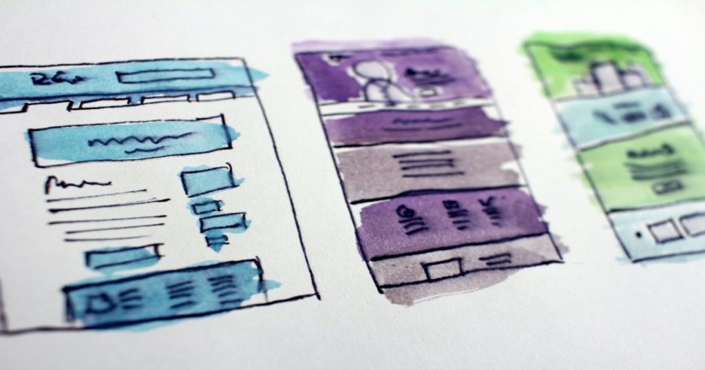 Descubra como planejar o SEO e AEO para sites de serviços logísticos. Aprenda a estruturar arquitetura de páginas, Schema Markup e métricas técnicas.