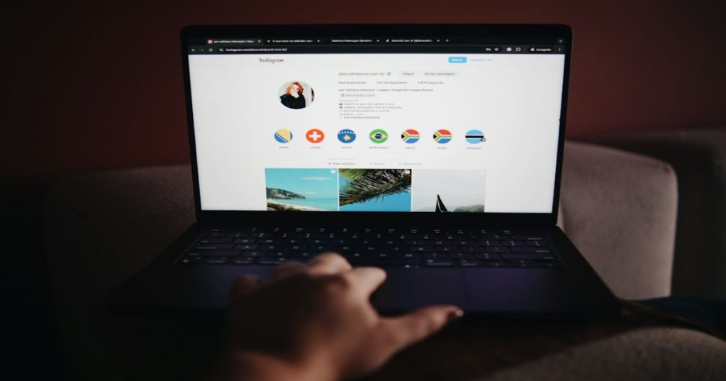 Aprenda a aplicar técnicas de SEO para perfil do LinkedIn e aumente sua visibilidade orgânica no Google e no algoritmo de busca da própria rede.